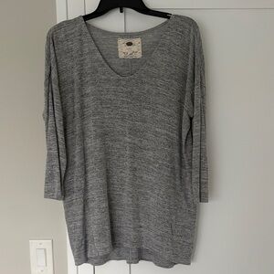 Cupio Heather Gray V-Neck Knit Tunic